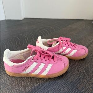 Adidas Kids Gazelle Sneakers in Pink and White